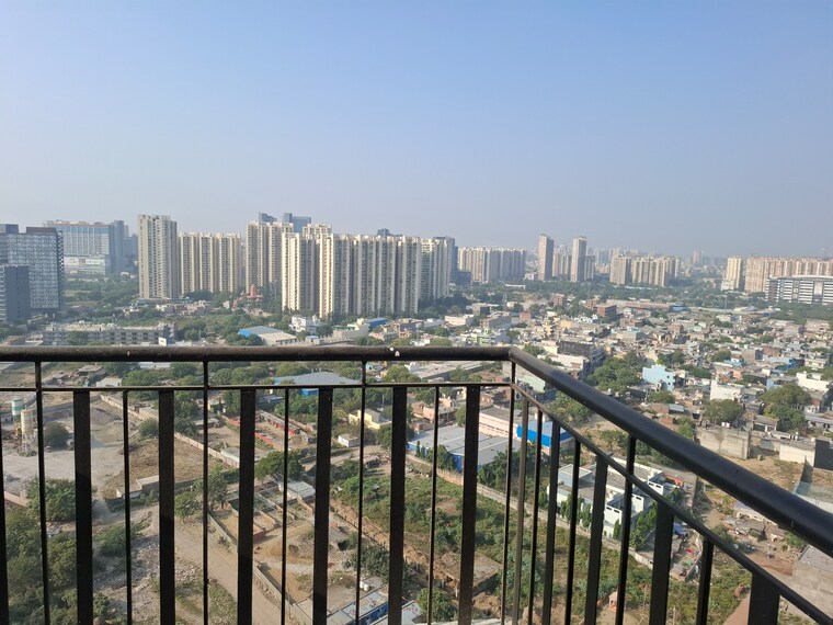 Balcony, amrapali-dream-valley 1.5 Bedroom 585 Sq.Ft. Apartment In Tech Zone 4 Greater Noida Greater Noida 9674419