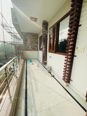 Balcony in 3 BHK Builder Floor at Sector 23 – for Rent