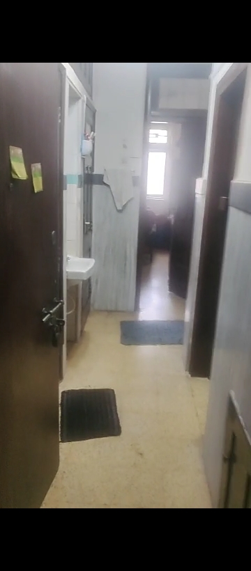 1 BHK + Servant Room Apartment For Rent in Near Ashray Hotel, Dadar 