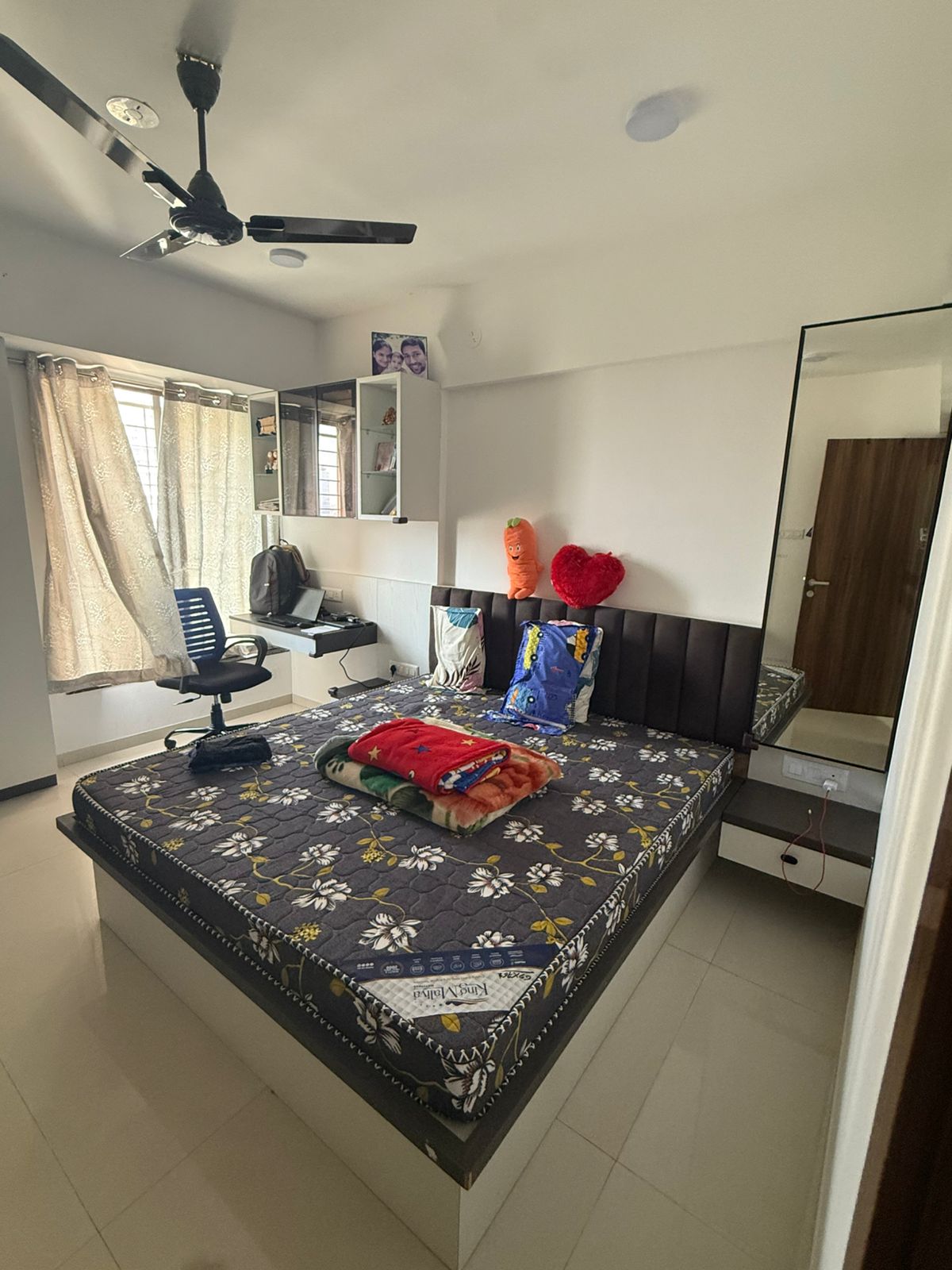 2 BHK + Extra Room Apartment For Rent in ARV Uthville