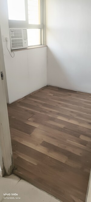 Room in 2.5 BHK Apartment at Lodha Casa Rio, Dombivli East – for Sale