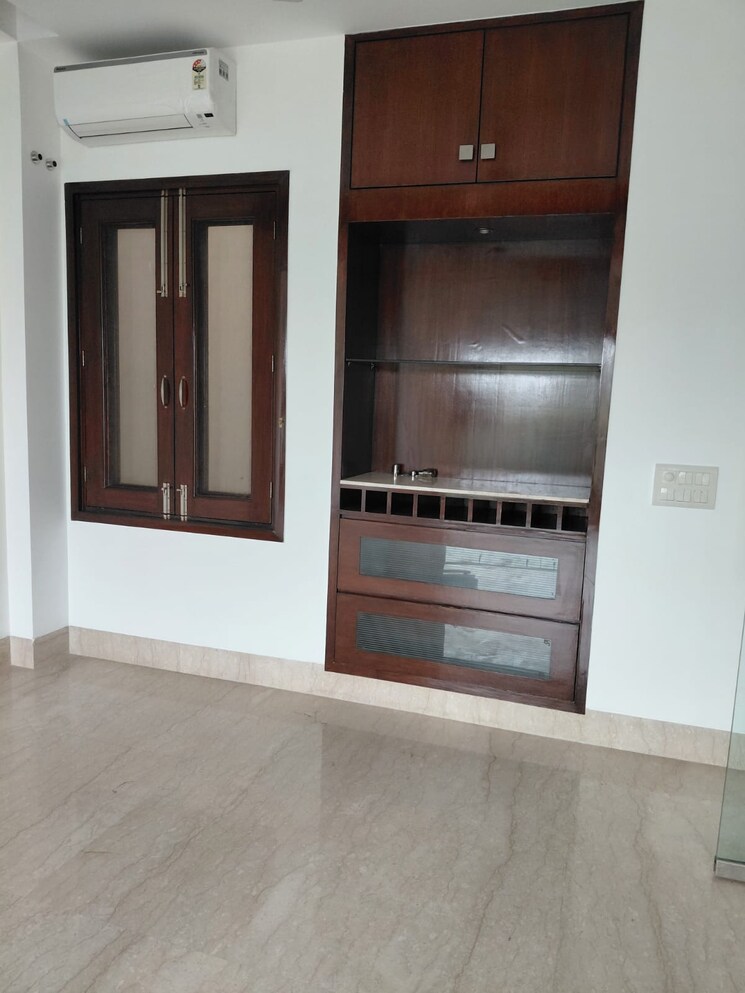 Room, boutique-residential-apartments-c-253 3 Bedroom 2400 Sq.Ft. Builder Floor In Defence Colony Delhi 9674464