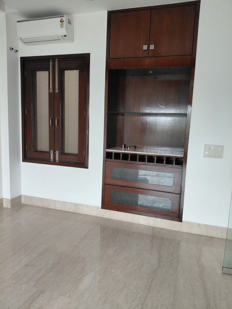 Room, boutique-residential-apartments-c-253 3 Bedroom 2400 Sq.Ft. Builder Floor In Defence Colony Delhi 9674464