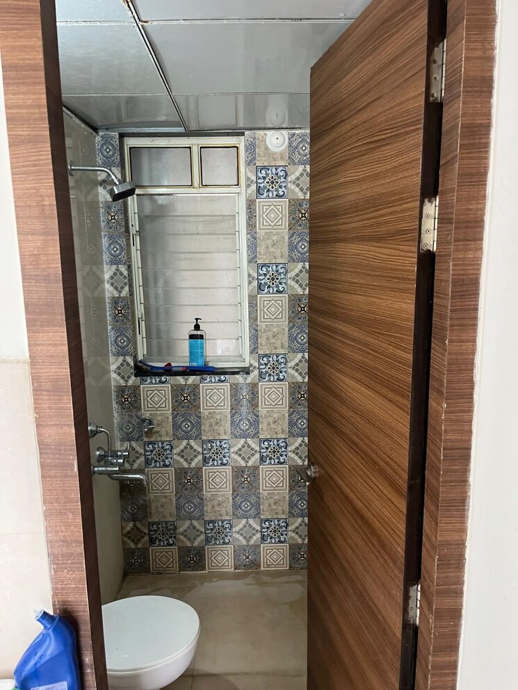 Bathroom, saheel-itrend-homes 1.5 Bedroom 635 Sq.Ft. Apartment In Hinjewadi Pune 9674471