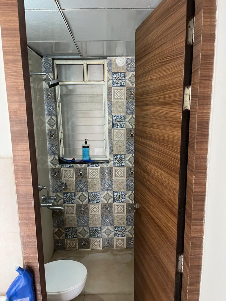 Bathroom, saheel-itrend-homes 1.5 Bedroom 635 Sq.Ft. Apartment In Hinjewadi Pune 9674471