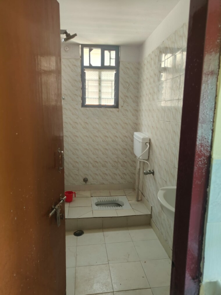 Bathroom, morabadi 2 Bedroom 1200 Sq.Ft. Apartment In Morabadi Ranchi 9674477
