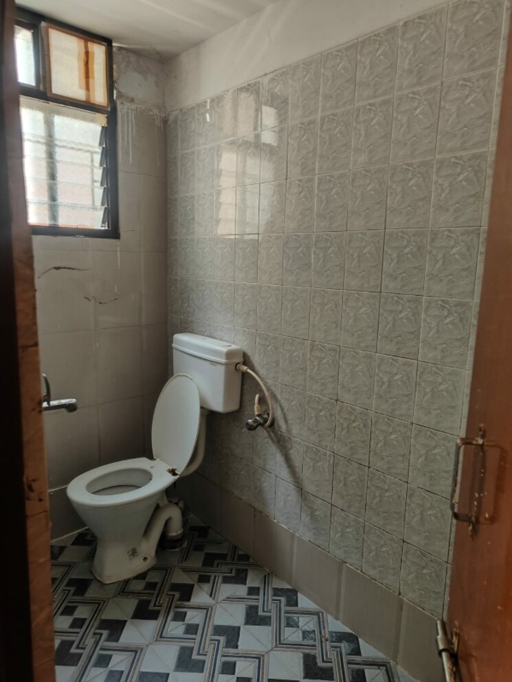 Bathroom, morabadi 2 Bedroom 1200 Sq.Ft. Apartment In Morabadi Ranchi 9674477