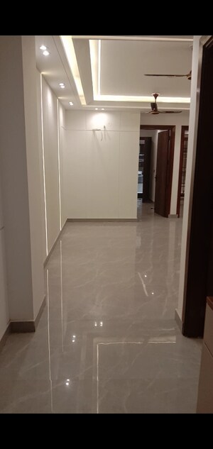 Bathroom in 3 BHK Builder Floor at Mahavir Enclave – for Sale