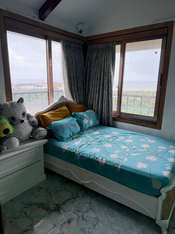 Bedroom in 2 BHK Apartment at RNA NG Eclat, Andheri West – for Rent