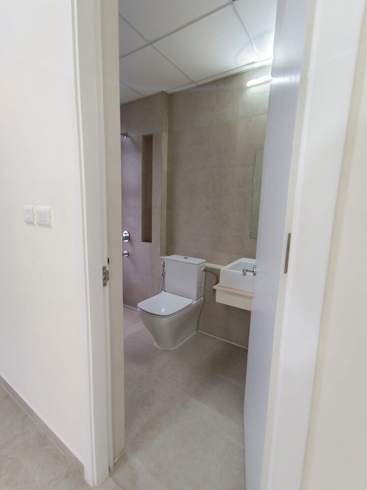 Bathroom, tata-serein 3 Bedroom 970 Sq.Ft. Apartment In Pokhran Road No Two Thane 9674482