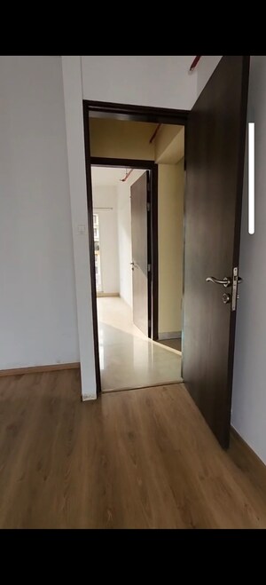  2.5 BHK Apartment at Sheth Avalon, Laxmi Nagar – for Sale