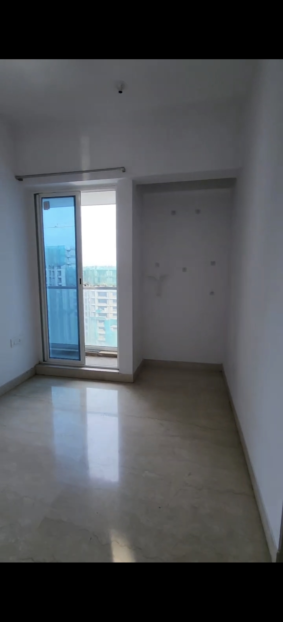 2.5 BHK Apartment For Sale in Sheth Avalon