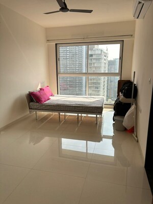 Room in  Pg at Parel – for Rent