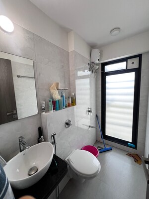 Team Area in 3 BHK Apartment at Lodha Bel Air, Jogeshwari West – for Rent