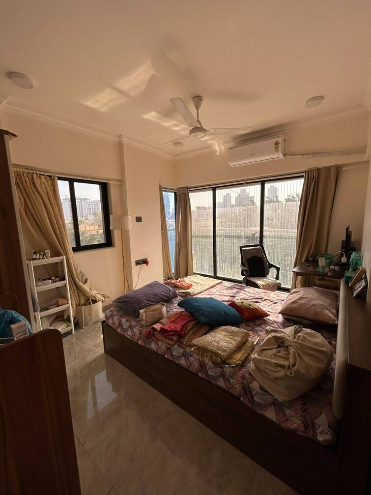 Cover Image, girgaon Pg For Boys & Girls In Girgaon 9674504