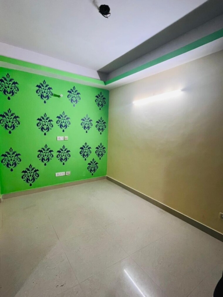 Room, saket 1 Bedroom 500 Sq.Ft. Builder Floor In Saket Delhi 9674506