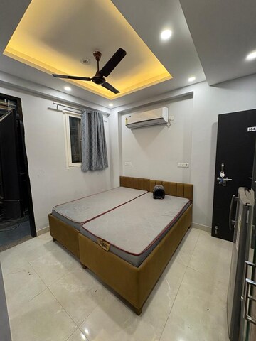 1 RK Builder Floor For Rent in RWA Residential Society, Sector 40