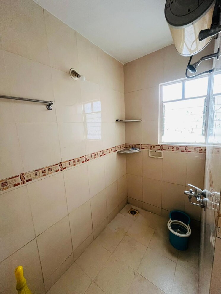 Bathroom, pethkar-samrajya 2 Bedroom 1250 Sq.Ft. Apartment In Kothrud Pune 9674526