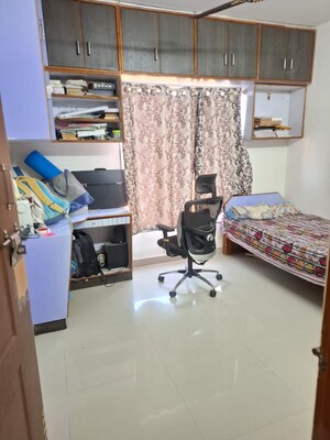 Team Area in 2 BHK Apartment at Borate Jijai Nagari, Kothrud – for Rent