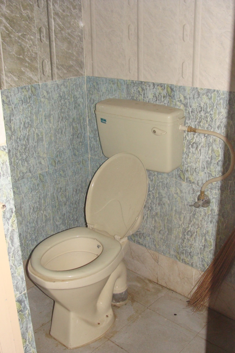 Bathroom, ganga nagar 1 RK 501 Sq.Ft. Independent House In Ganga Nagar Bangalore 9674548