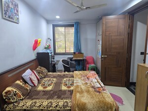 Bedroom in 1 RK Independent House at Sector 33 – for Rent