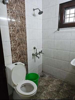 Attached Bathroom in 3 BHK Independent House at Sector 52 – for Rent
