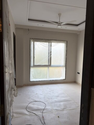 Master Bedroom in 3 BHK Builder Floor at Nehru Enclave – for Rent