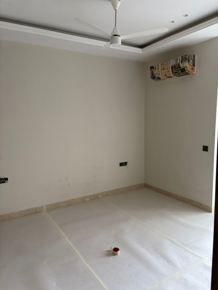 Master Bedroom, nehru enclave 3 Bedroom 2200 Sq.Ft. Builder Floor In Nehru Enclave Delhi 9674564