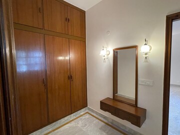 Room in 6 BHK Villa at Anand Niketan – for Rent