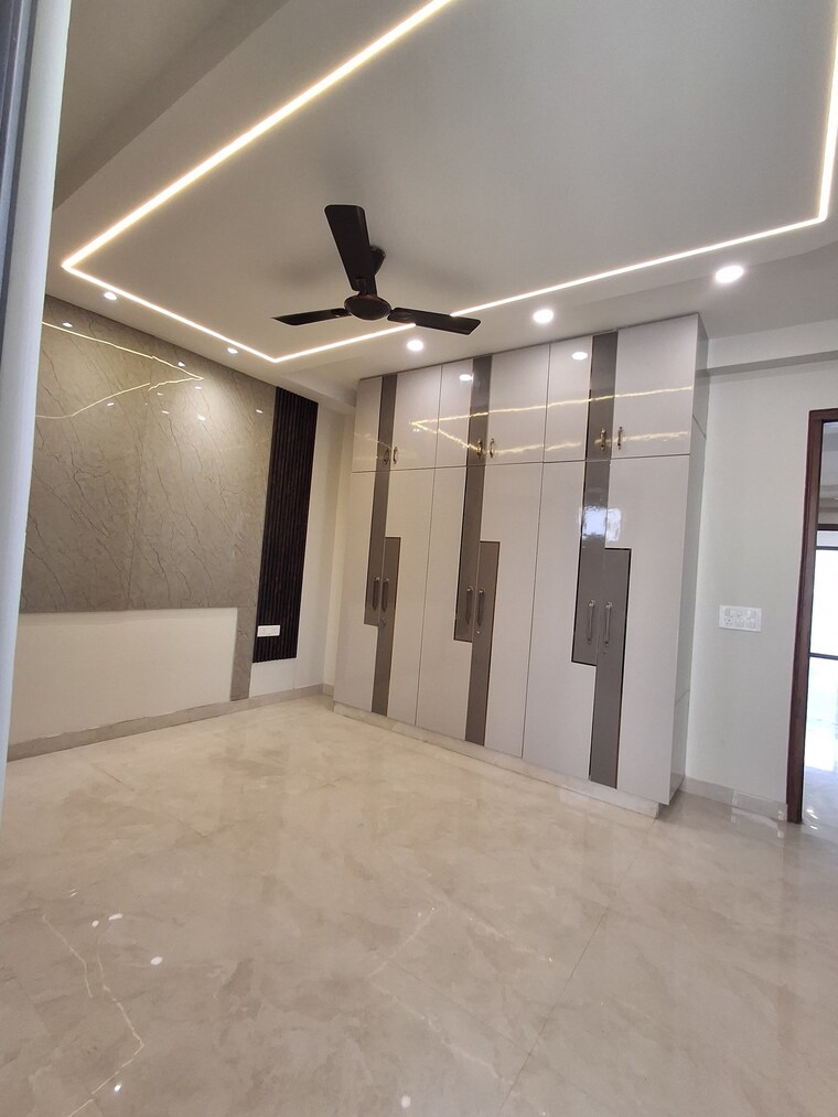 Room, ansal-plaza-sector-23 3 Bedroom 1600 Sq.Ft. Builder Floor In Sector 23 Gurgaon 9674593
