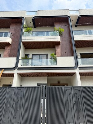 4 BHK Villa For Sale in Mansarovar Extension