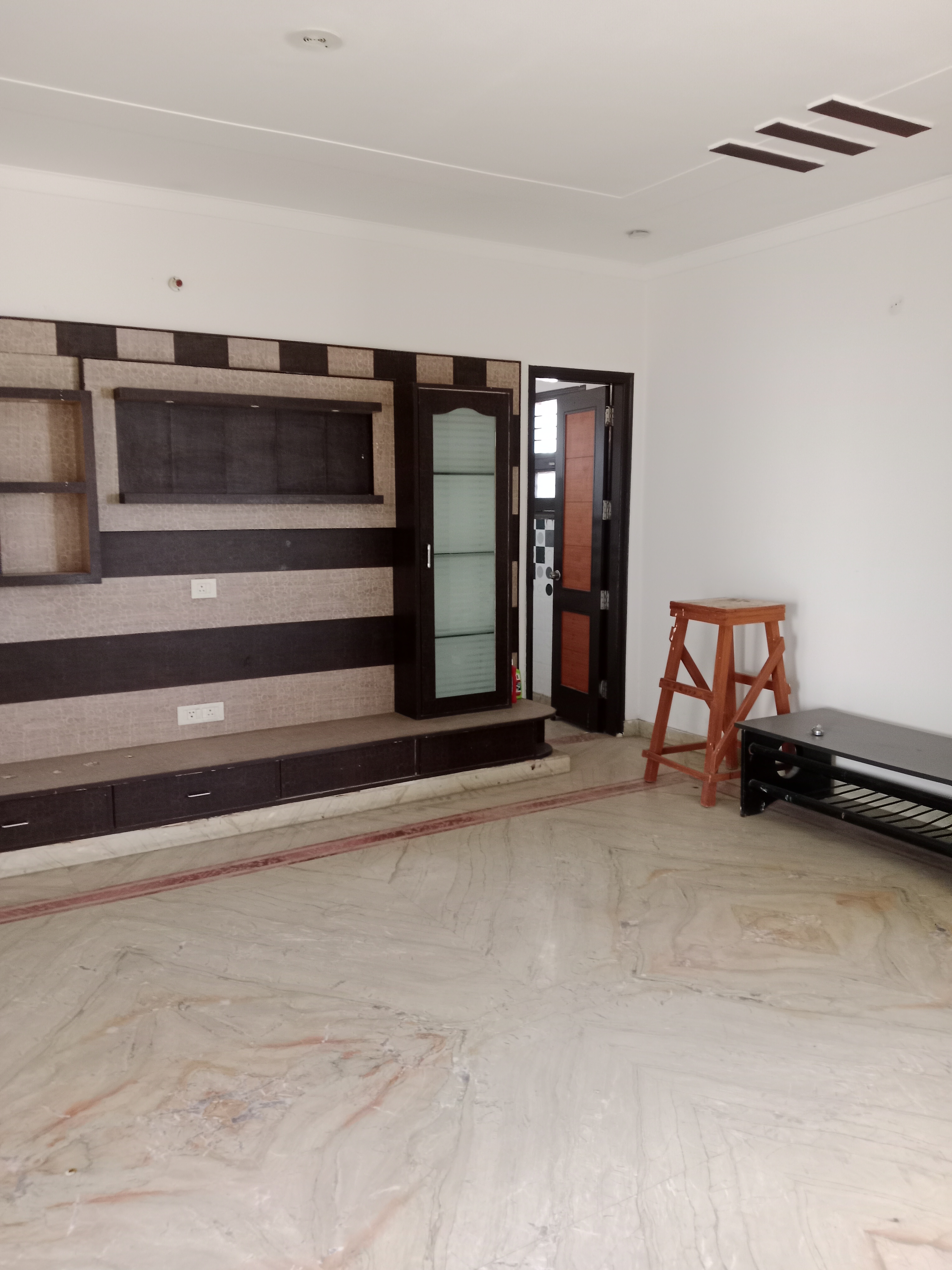 2 BHK + Pooja Room Builder Floor For Rent in Ansals Sushant City