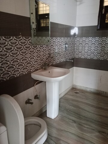 Attached Bathroom in 2 BHK Builder Floor at Ansals Sushant City – for Rent