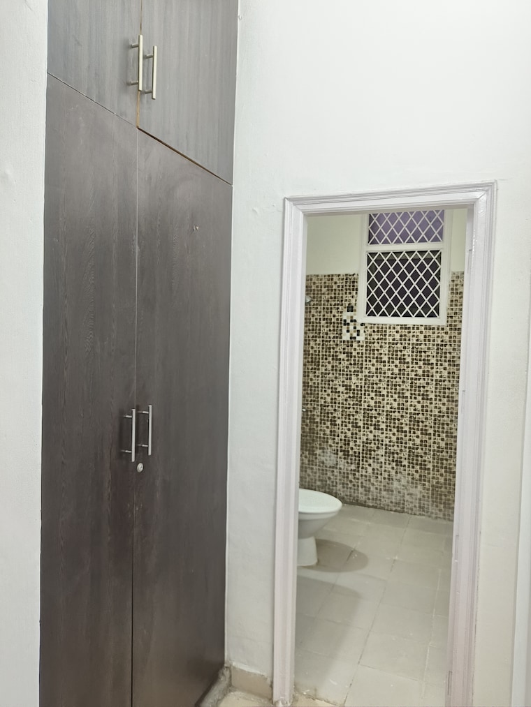 Bathroom, ss-the-lilac 2 Bedroom 1650 Sq.Ft. Builder Floor In Sector 49 Gurgaon 9674620