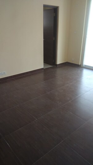 Room in 2 BHK Apartment at ROF Alante, Sector 108 – for Sale