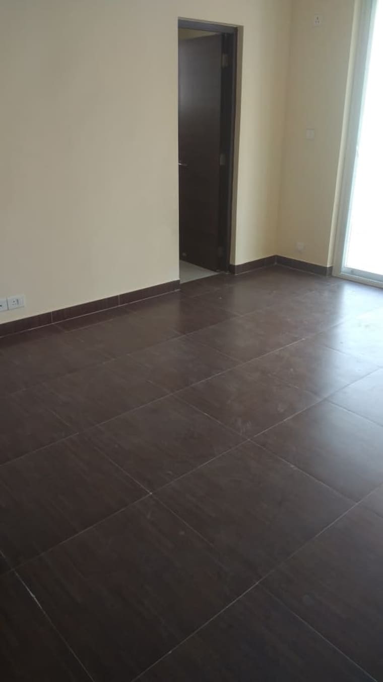 Room, rof-alante 2 Bedroom 645 Sq.Ft. Apartment In Sector 108 Gurgaon 9674616