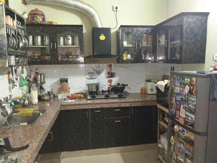 Kitchen, dhakoli 2 Bedroom 122 Sq.Yd. Builder Floor In Dhakoli Zirakpur 9674614