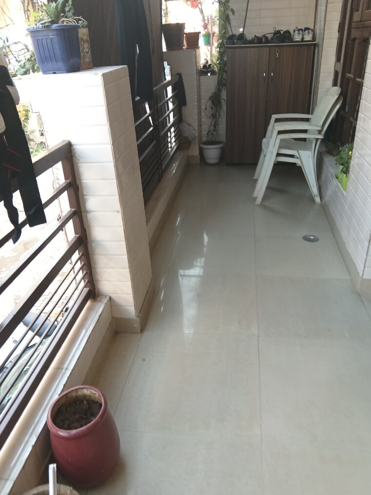 Balcony, dhakoli 2 Bedroom 122 Sq.Yd. Builder Floor In Dhakoli Zirakpur 9674619