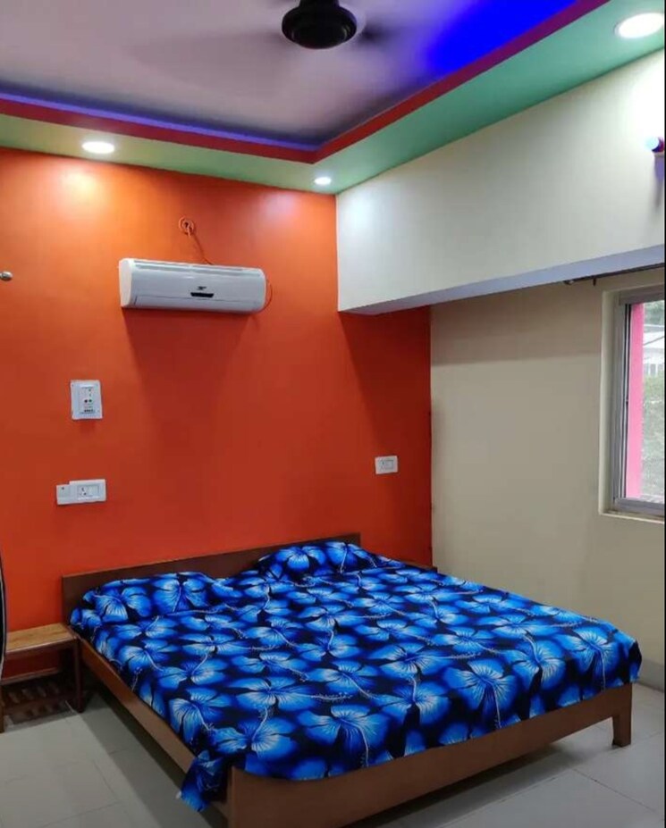 Bedroom, hazratganj 1 RK 300 Sq.Ft. Builder Floor In Hazratganj Lucknow 9674627