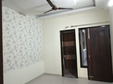 Room in 3 BHK Builder Floor at Dhakoli – for Rent