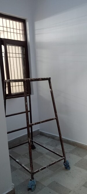 Staircase in 2.5 BHK Independent House at Vrindavan Yojna – for Rent