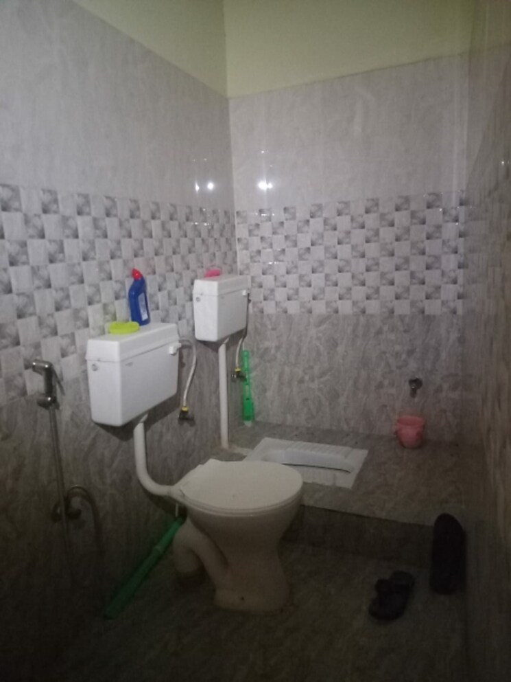 Bathroom, bariatu 2 Bedroom 1200 Sq.Ft. Apartment In Bariatu Ranchi 9674643