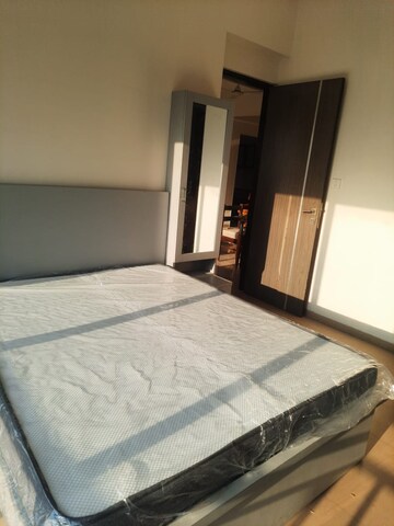 Bedroom in 3.5 BHK Apartment at Harmony Signature Towers, Owale – for Rent