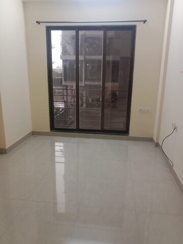 Room in 1 BHK Apartment at Ornate Galaxy, Naigaon East – for Rent