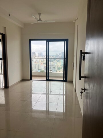 Room in 2 BHK Apartment at Vilas Javdekar Yashwin Enchante, Kharadi – for Rent
