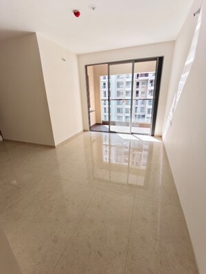 Room in 2 BHK Apartment at Vilas Javdekar Yashwin Enchante, Kharadi – for Rent