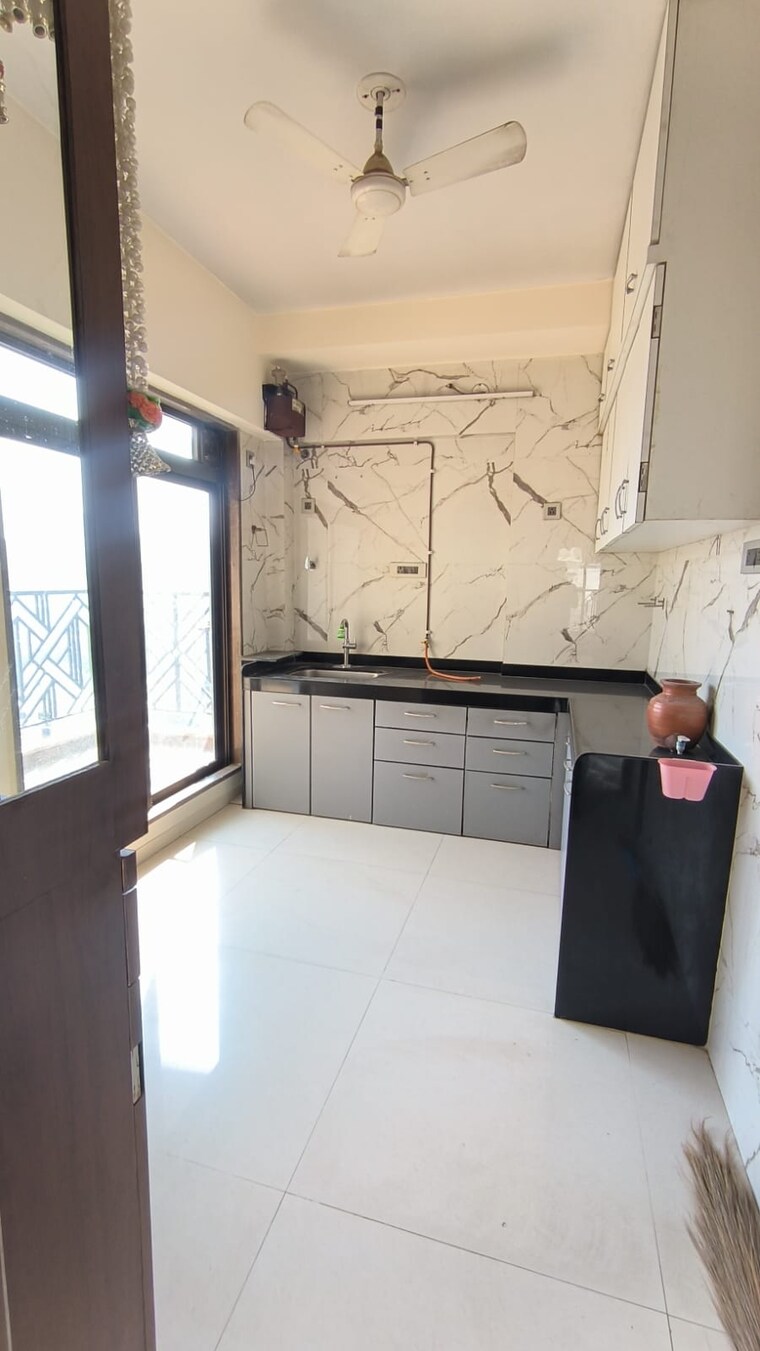 Kitchen, sugee-laxmi-niwas 2 Bedroom 700 Sq.Ft. Apartment In Dadar West Mumbai 9674701
