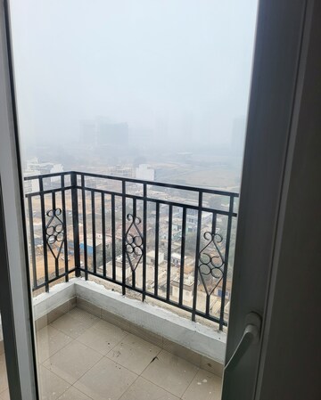 2 BHK Apartment For Rent in Signature Global Prime, Sector 63a