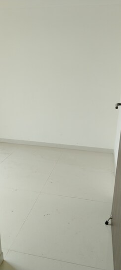1 BHK Apartment For Sale in Lodha Paradise