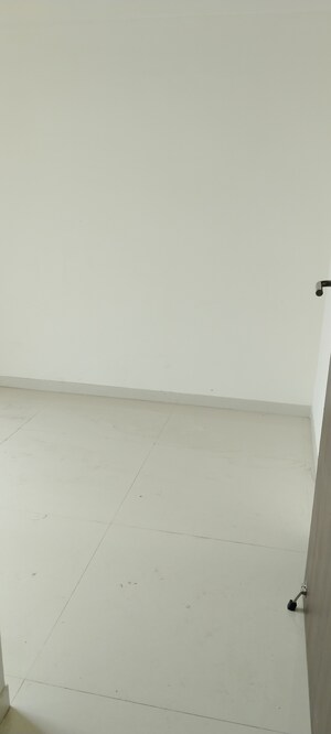 1 BHK Apartment For Sale in Lodha Paradise, Majiwada